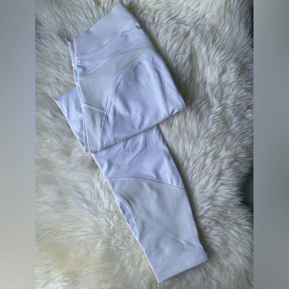 Lululemon New Ambition leggings - Picture 6 of 7